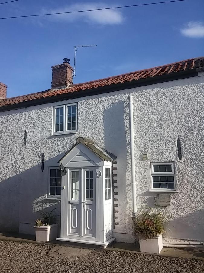 Mermaid Cottage, Historic House By The Sea Hemsby Exterior photo