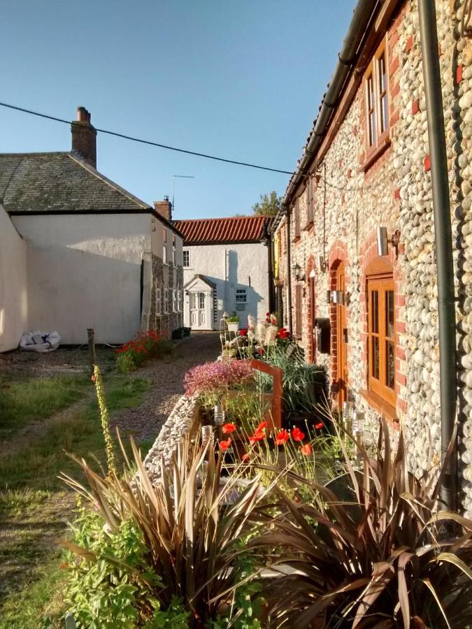 Mermaid Cottage, Historic House By The Sea Hemsby Exterior photo